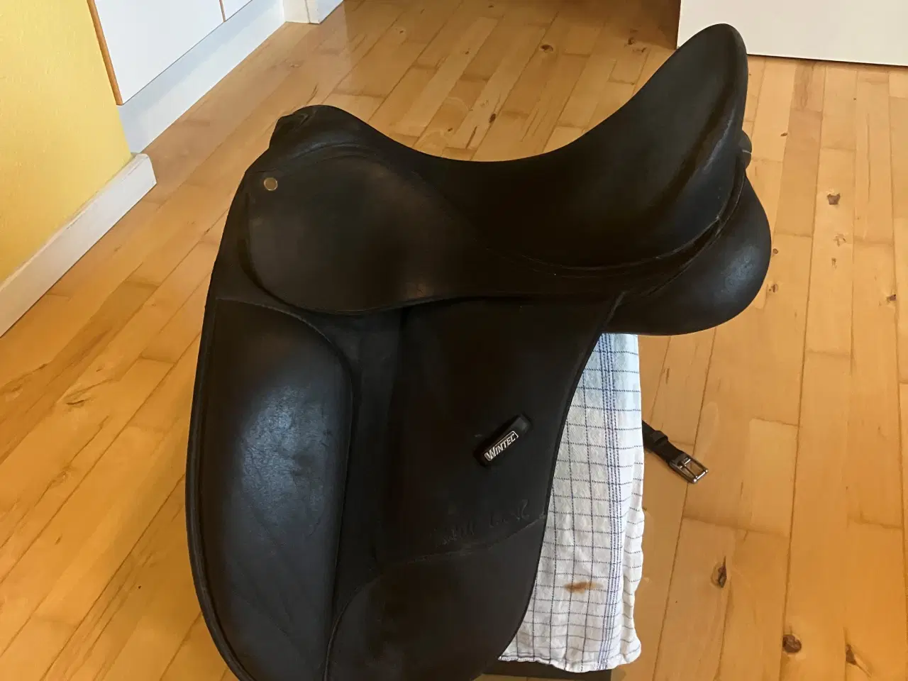 Billede 1 - 17 tommer sadel - Wintec