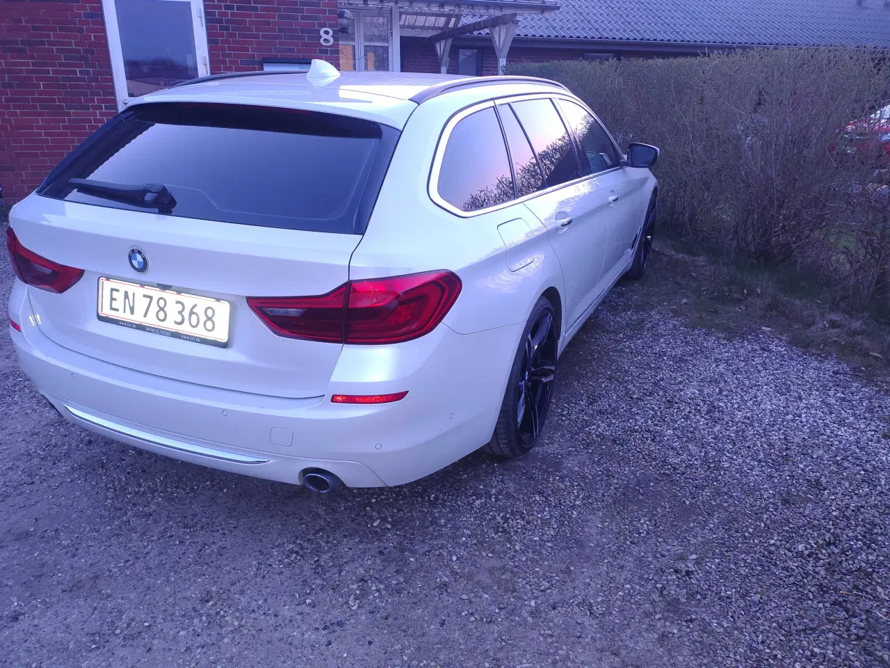 Billede 2 - BMW 520d G31, adaptiv fartpilot, Læder