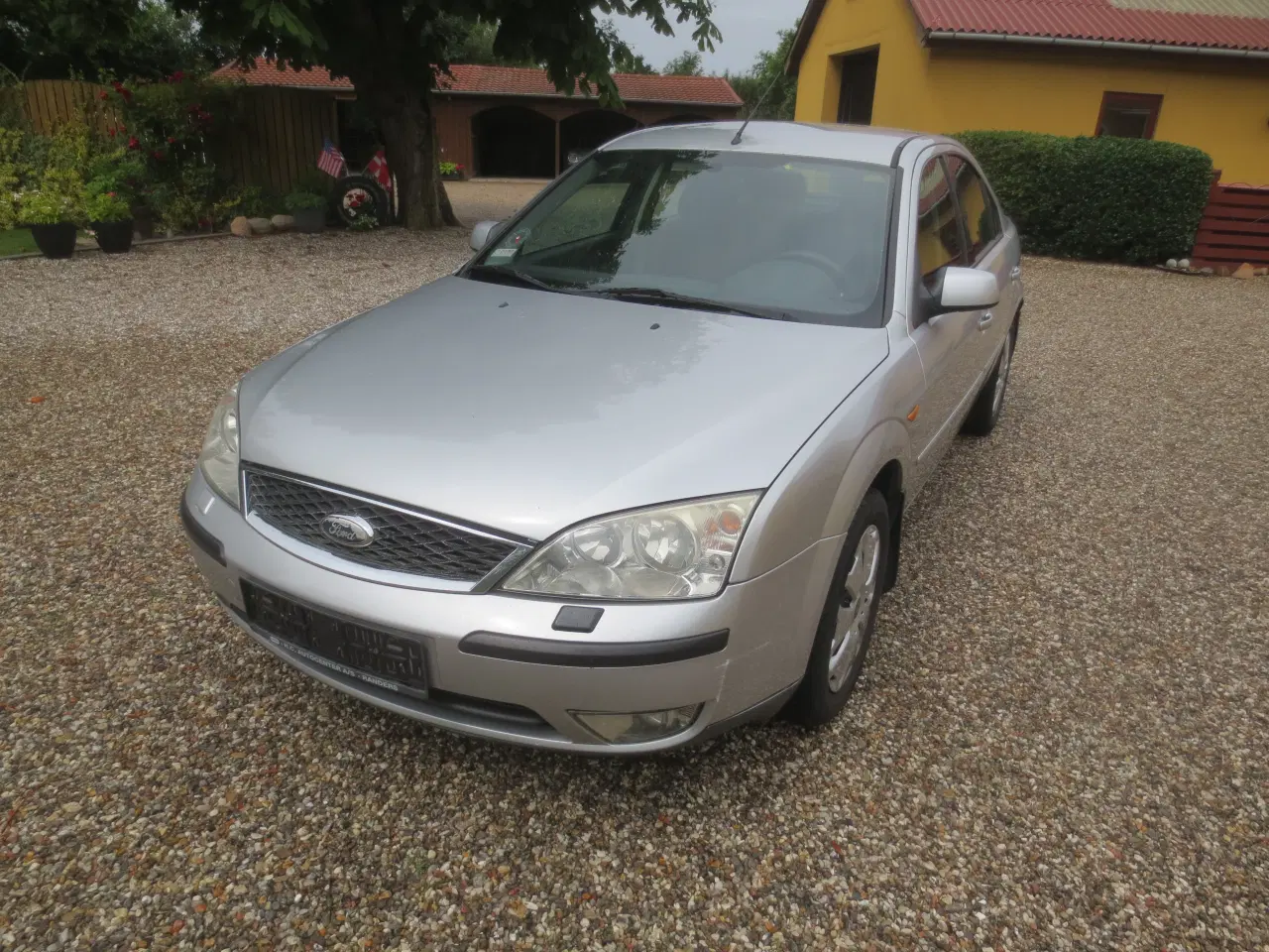 Billede 2 - Ford Mondeo 2.0 i 5 D. Skal synes. 