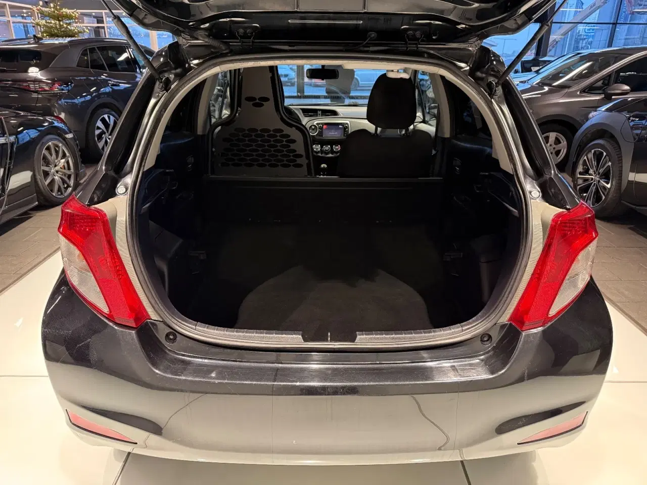 Billede 10 - Toyota Yaris 1,4 D-4D T1 Van