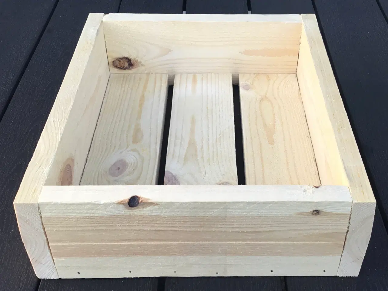 Billede 2 - Træ kasse / bakke i genbrugstræ fyr 35 x 30