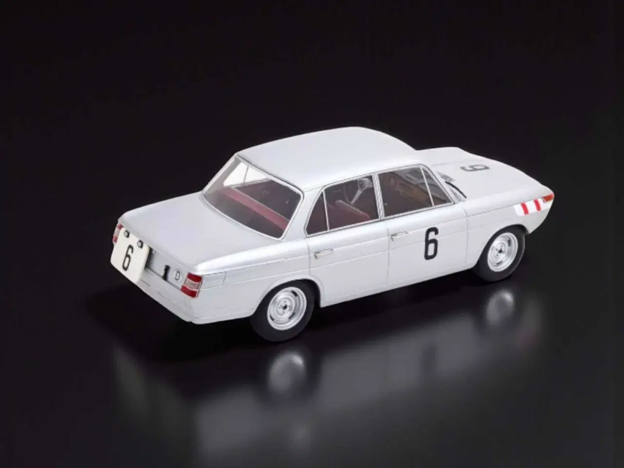 Billede 2 -  1/18 BMW 1800 TISA 