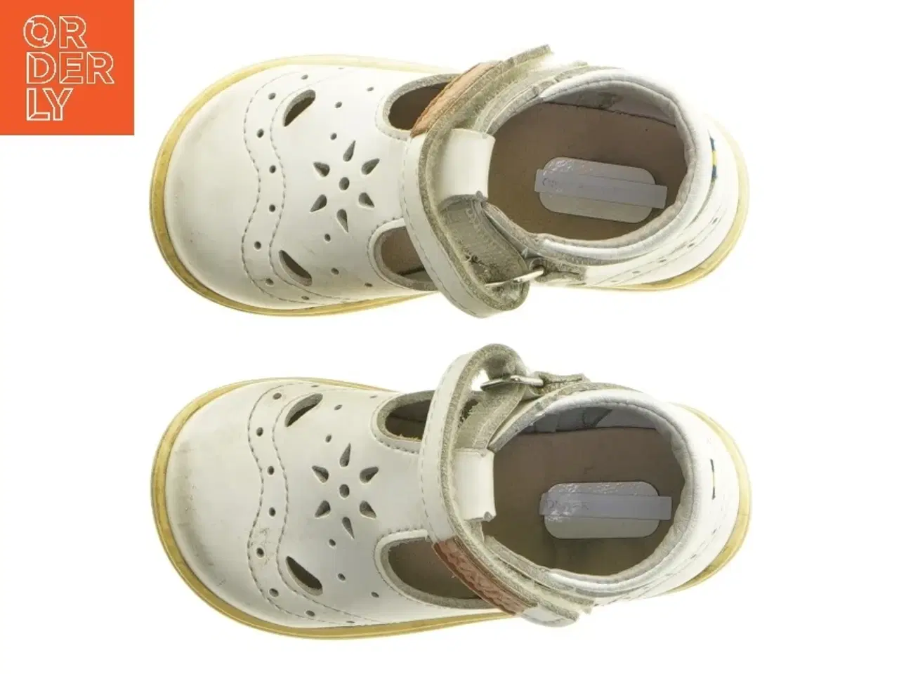 Billede 8 - Sandaler i hvidt læder fra KAVAT (str. 22)