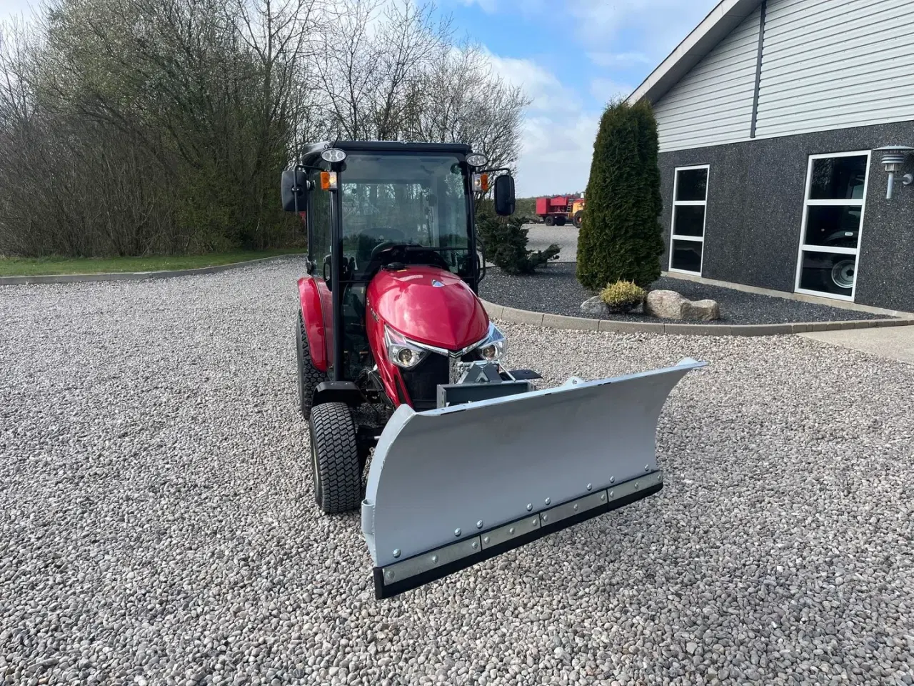 Billede 17 - Yanmar YT 235H 4WD Snow Edition med sneplov og spreder