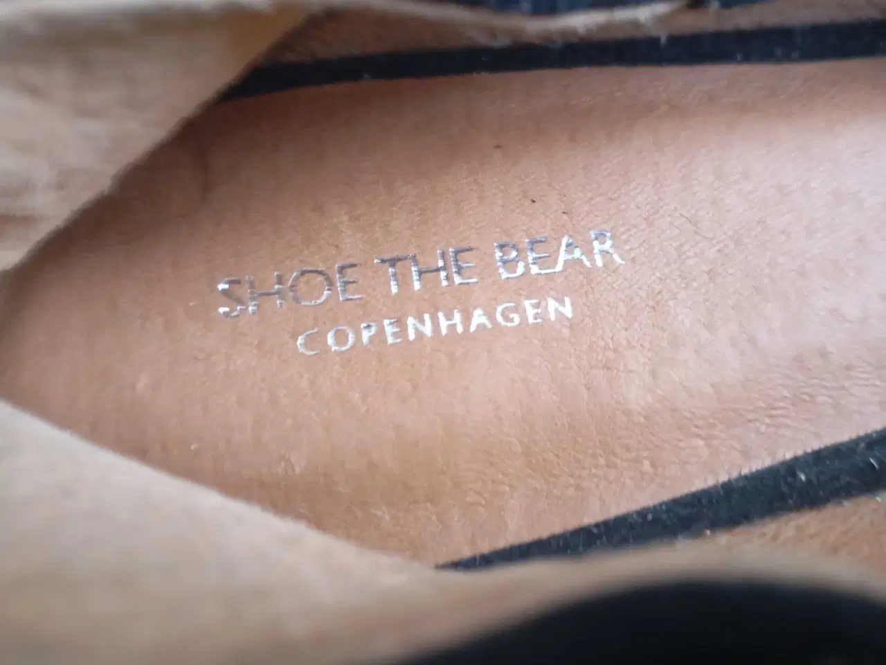 Billede 5 - Helt nye sko uden hæl. Str. 38