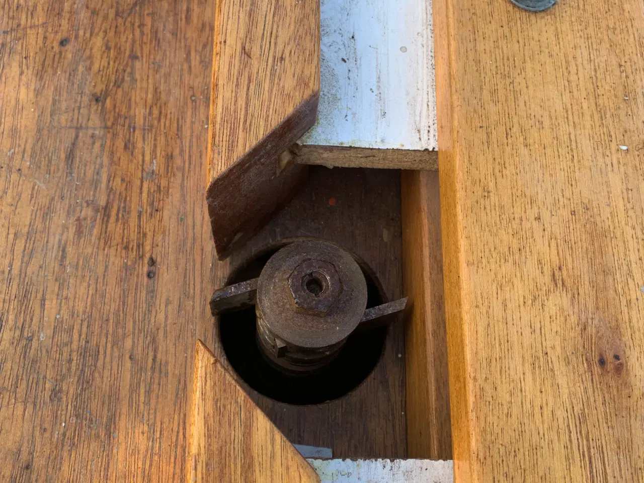 Billede 5 - Bordfræser med Træbord og Justerbar Beskyttelse