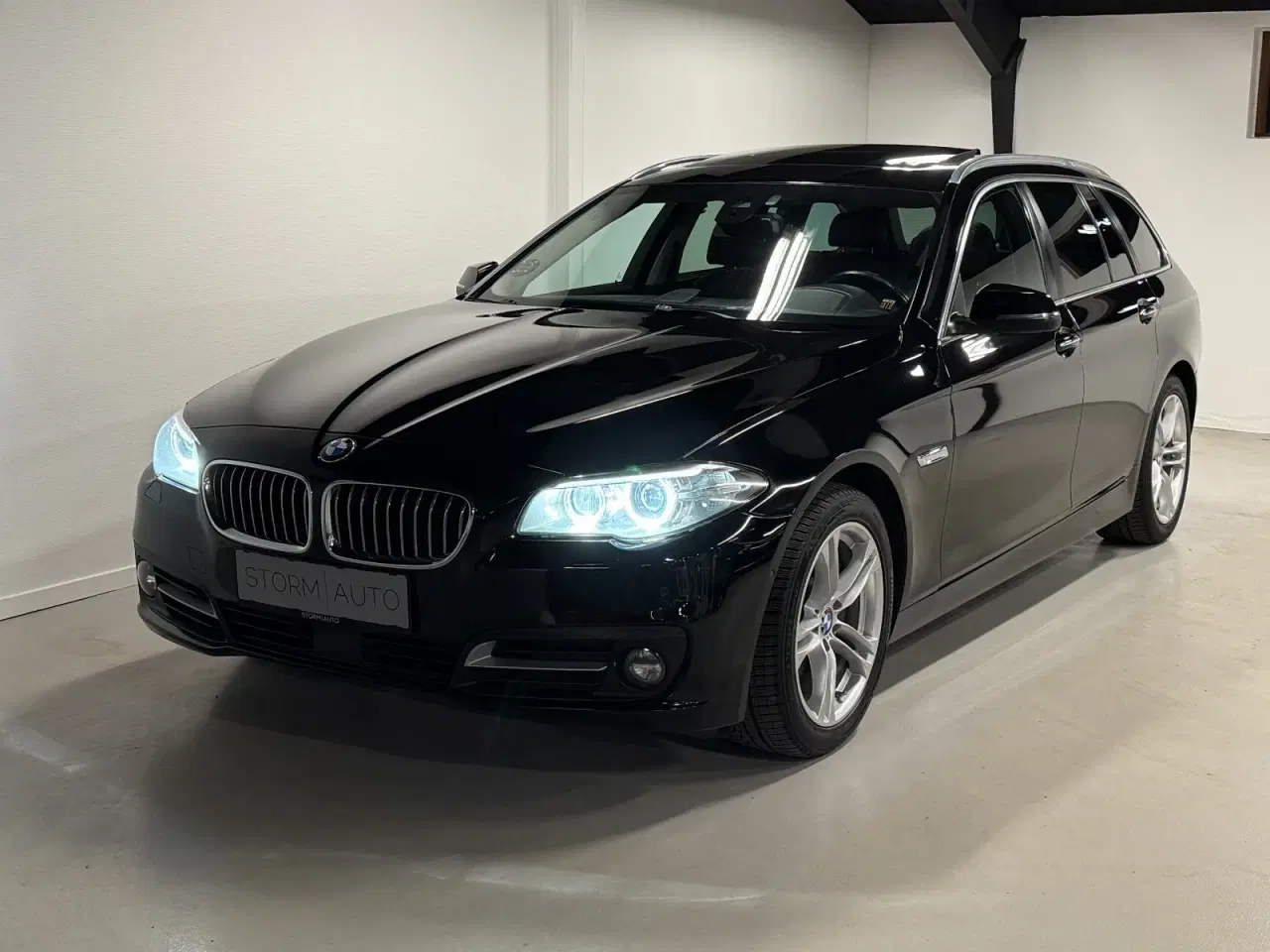 Billede 2 - BMW 530d 3,0 Touring Luxury Line aut.