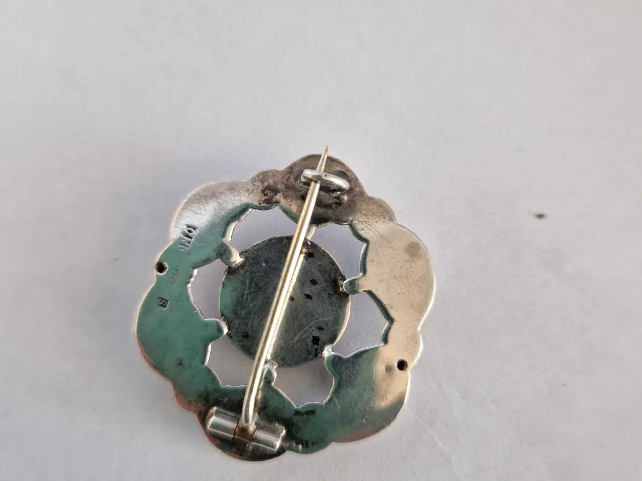 Billede 3 - Antik skønvirke broche I sølv
