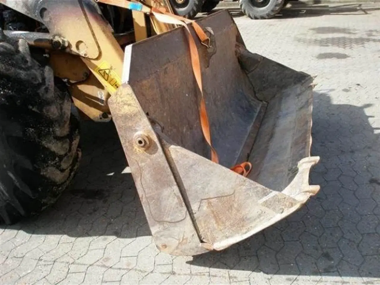 Billede 3 - Case 595 Super LE sælges i dele/for parts