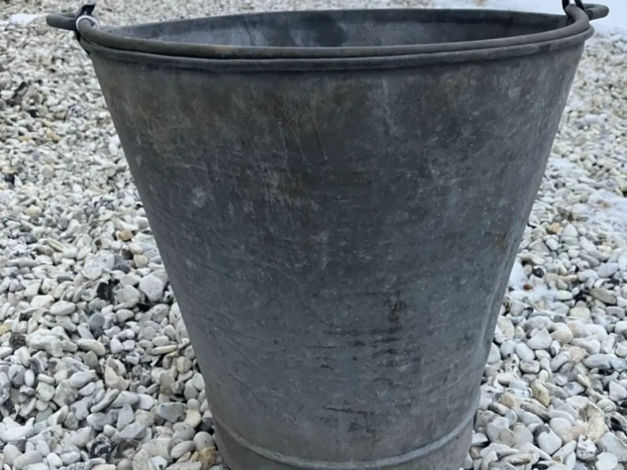 Billede 2 - Ka sendes - gammel zink spand 