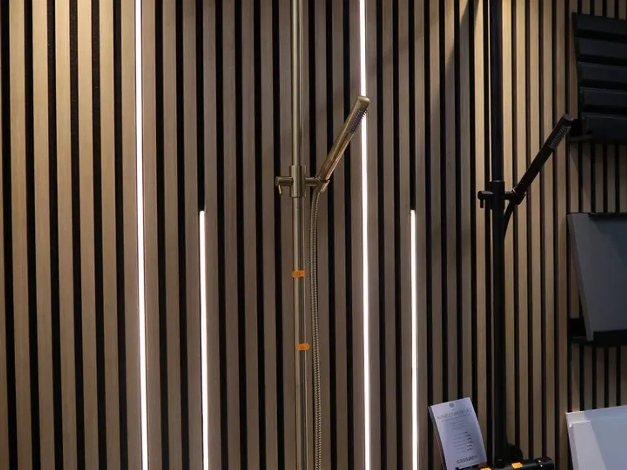 Billede 1 - Komplet brusesæt LAGO LA37 Blank Messing