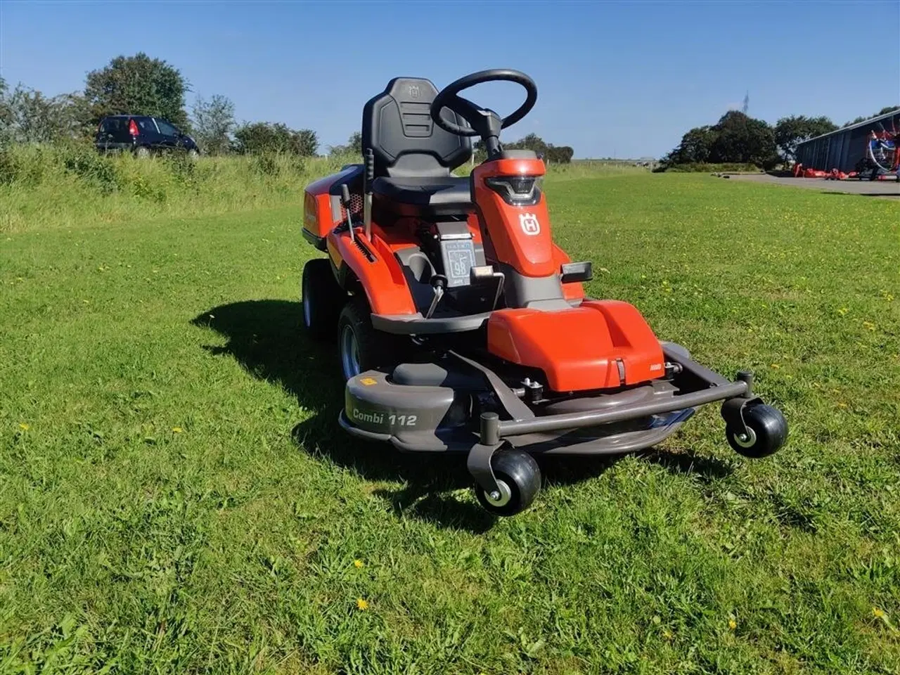 Billede 2 - Husqvarna r 316tx awd inkl. 112cm klippebord