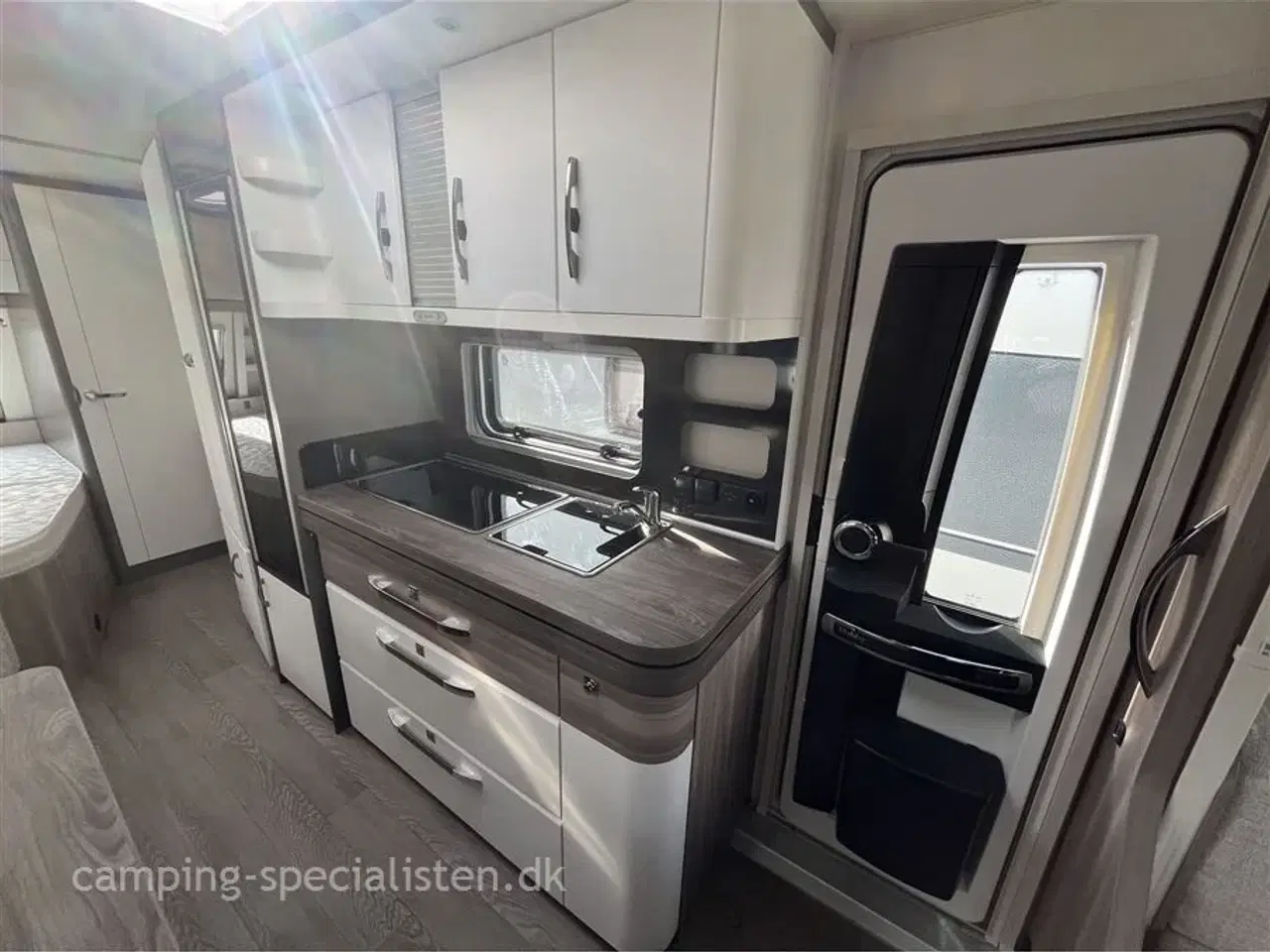 Billede 9 - 2023 - Hobby Excellent Edition 650 KMFe   2023 Hobby Excellent Edition 650 KMFe - se den nu hos Camping-Specialisten i Silkeborg