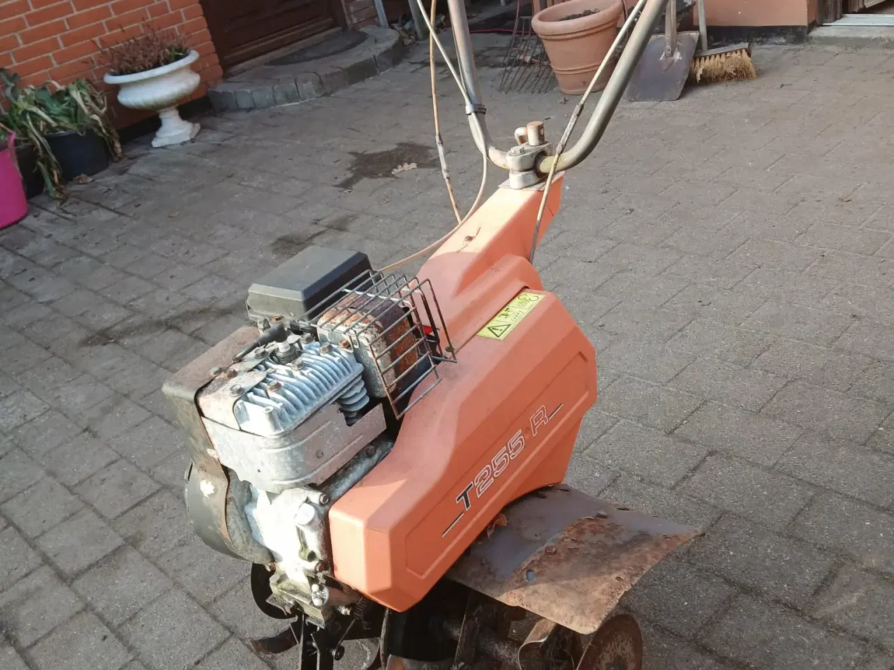 Billede 1 - Husqvarna fræser