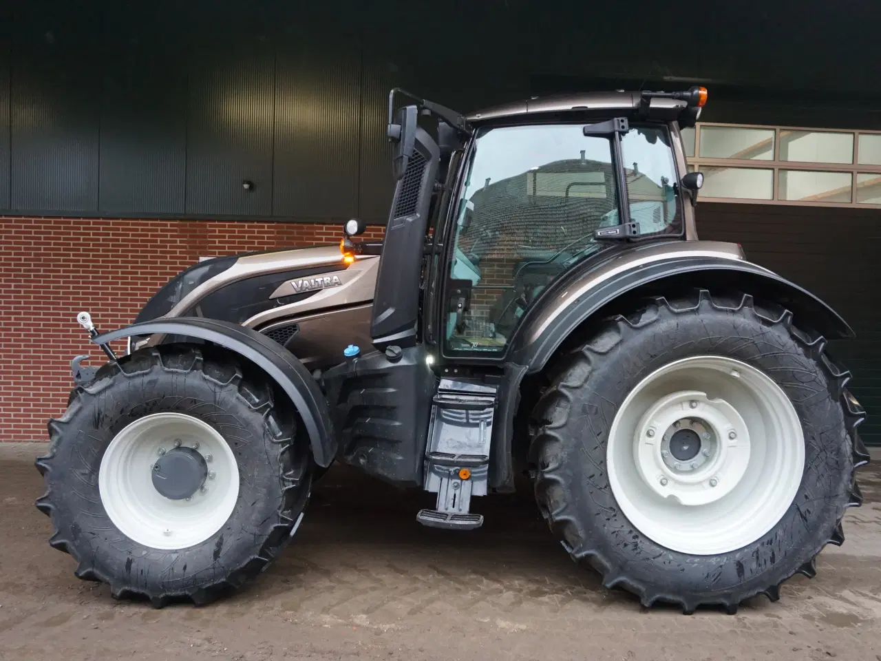 Billede 4 - Valtra T175 Active kun 300 timer fra ny