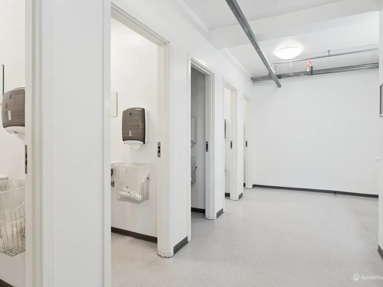 Billede 23 - Lager-og kontorlokaler med indhegnet gårdareal