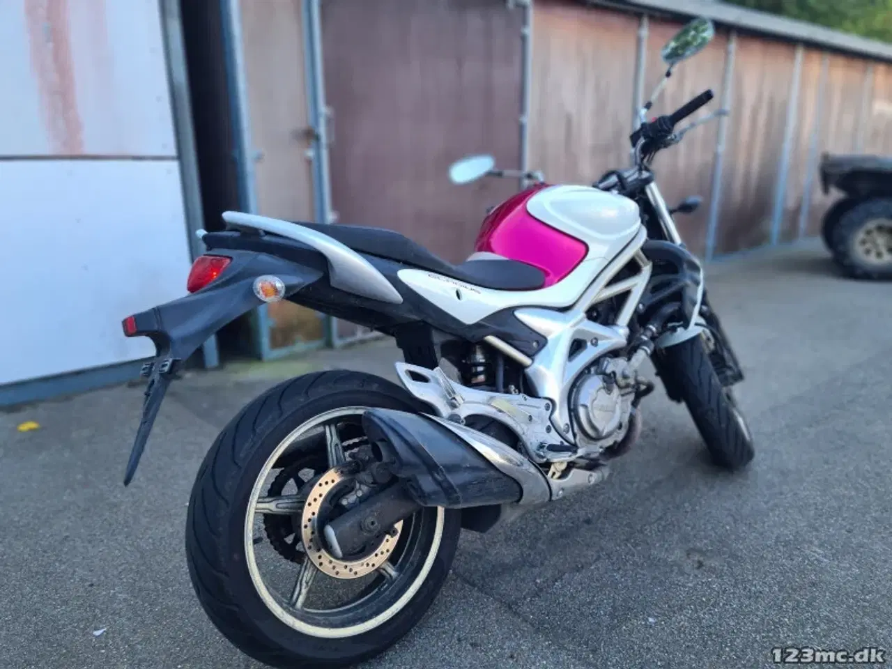 Billede 2 - Suzuki SFV 650 Gladius