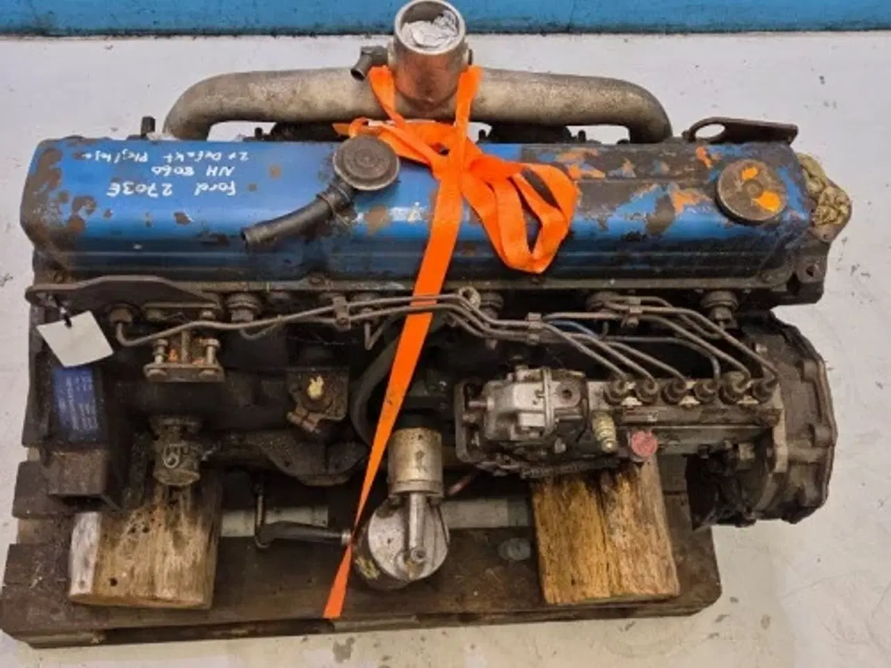 Billede 9 - Ford 2703E Motor