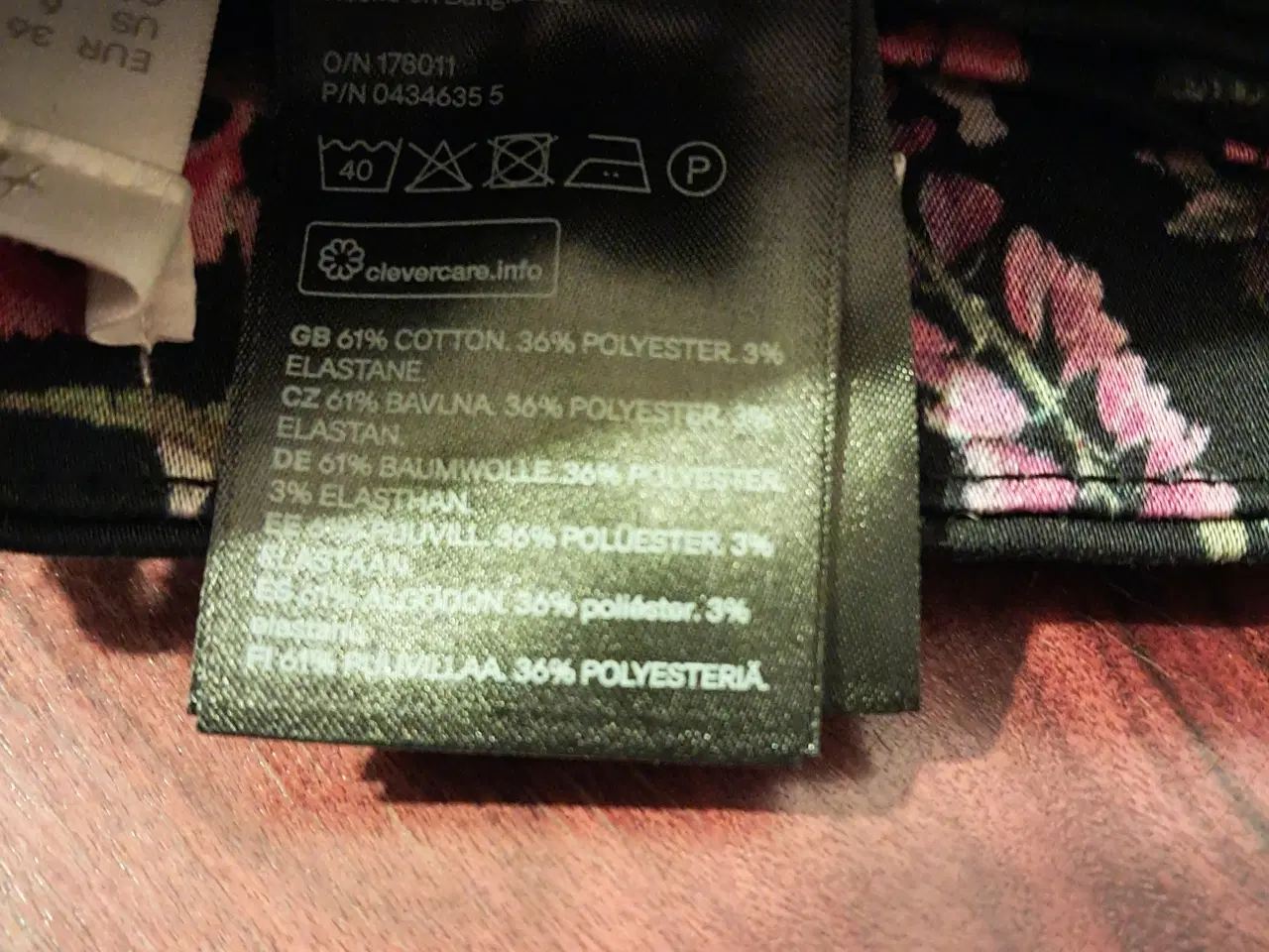 Billede 2 - H&M str. 36 bukser