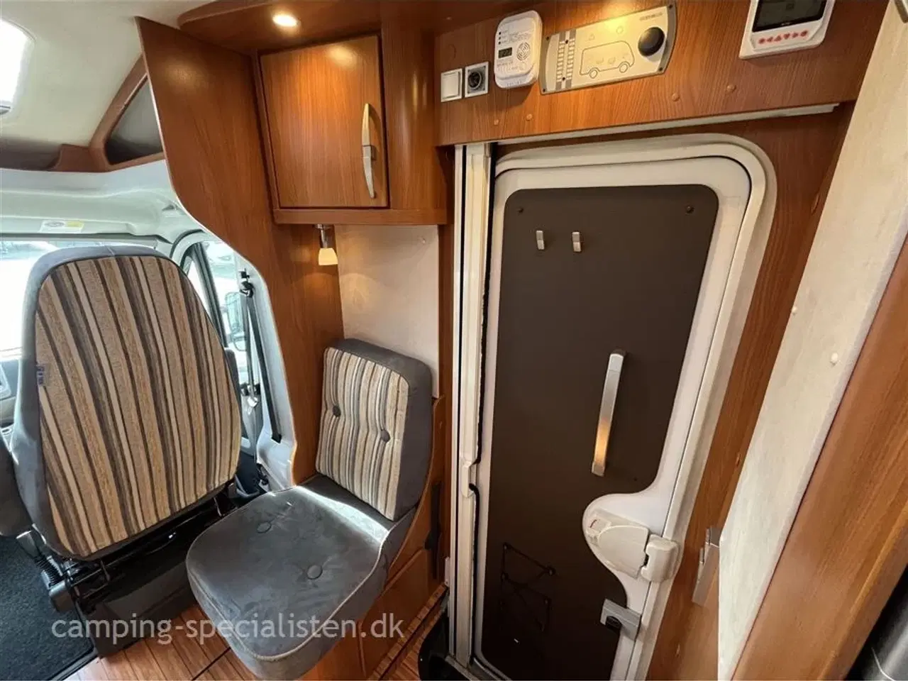 Billede 8 - 2011 - Hymer Eriba   2011 Hymer Eriba Car 697 - se den nu hos Camping-Specialisten i Silkeborg