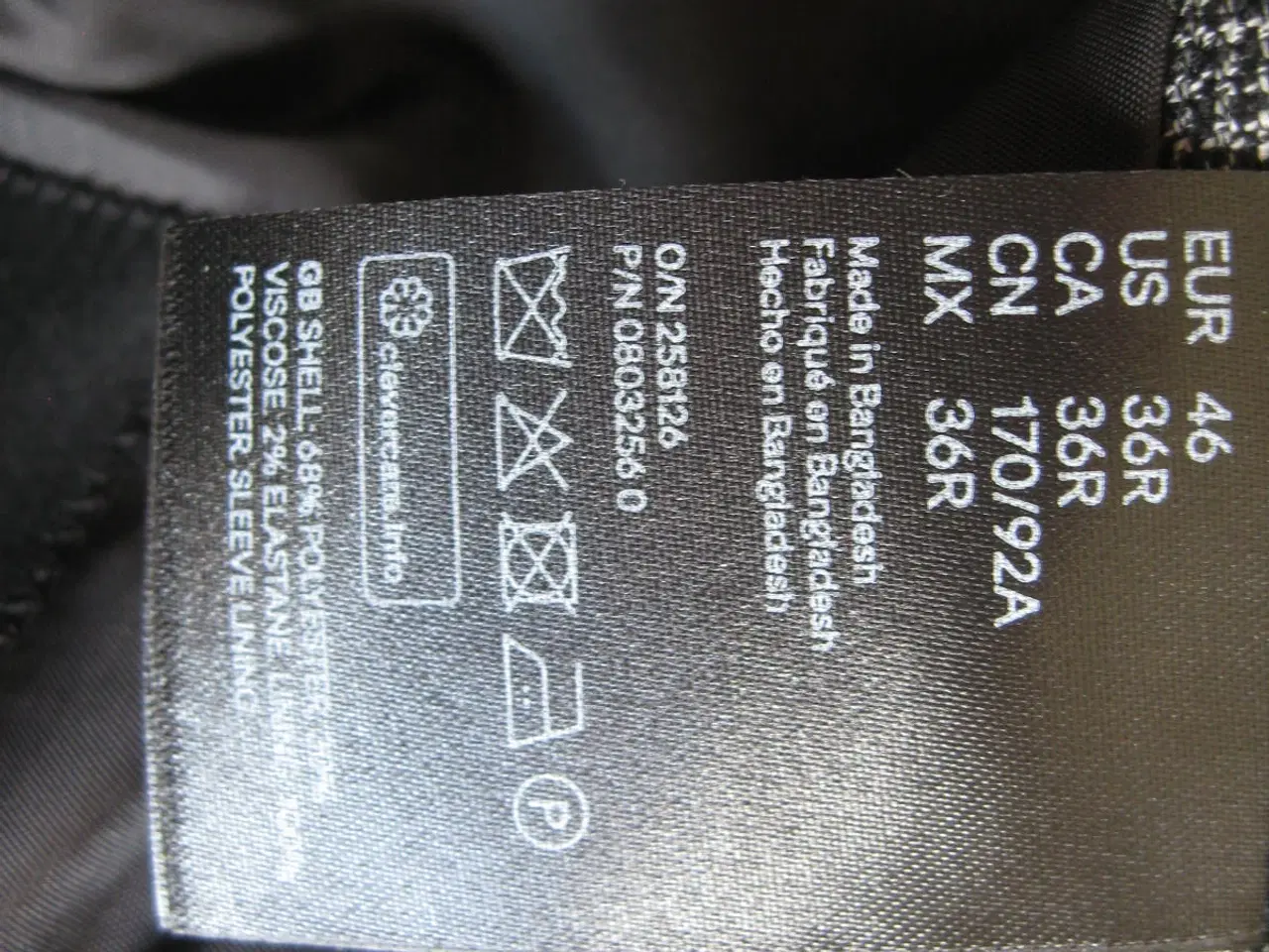 Billede 4 - Småternet blazer / habitjakke str 46