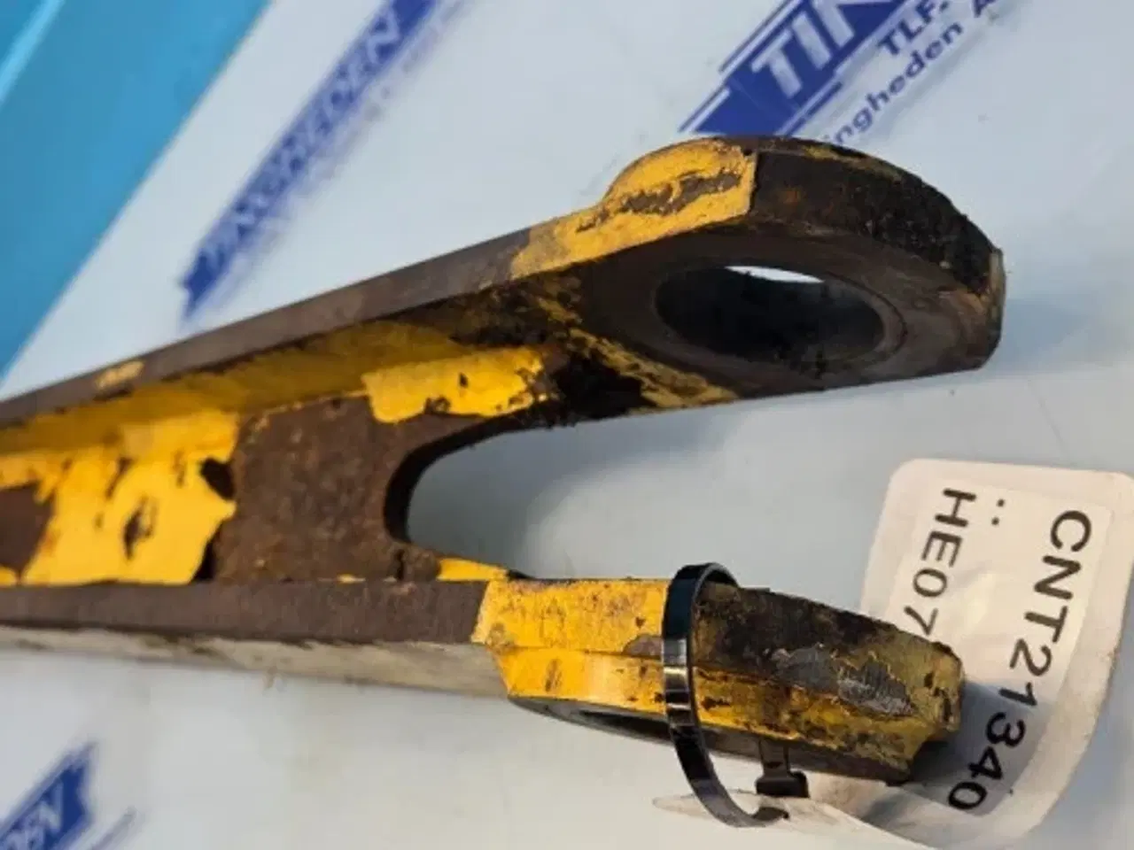 Billede 4 - New Holland LB115B Forbidelsesstang 85804513