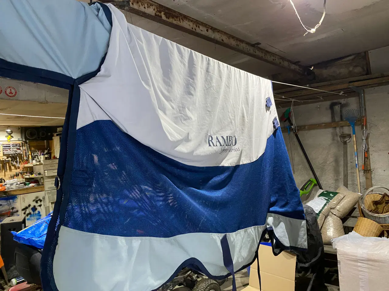 Billede 1 - Dækken elhegns boks