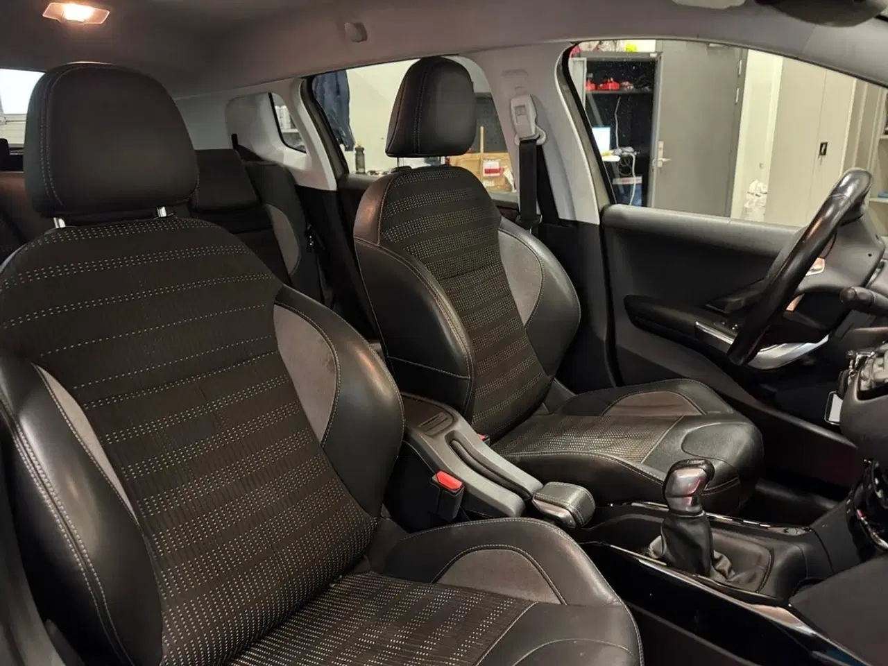 Billede 16 - Peugeot 2008 1,6 BlueHDi 100 Allure