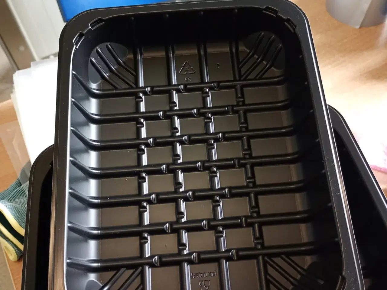 Billede 1 - Sorte bakker til fødevarer.