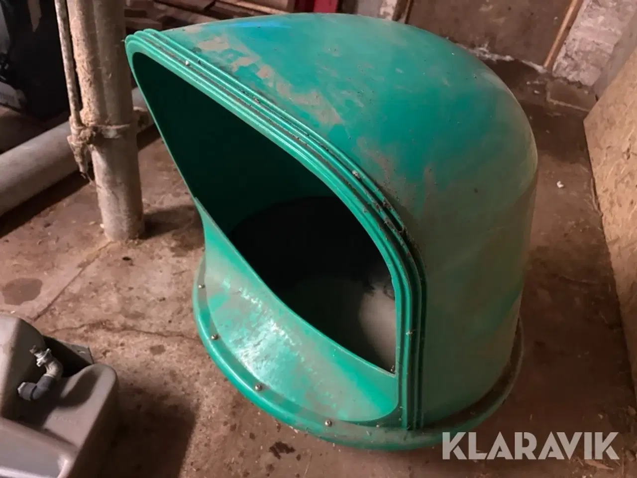 Billede 2 - Mineralbeholder og vandtrug