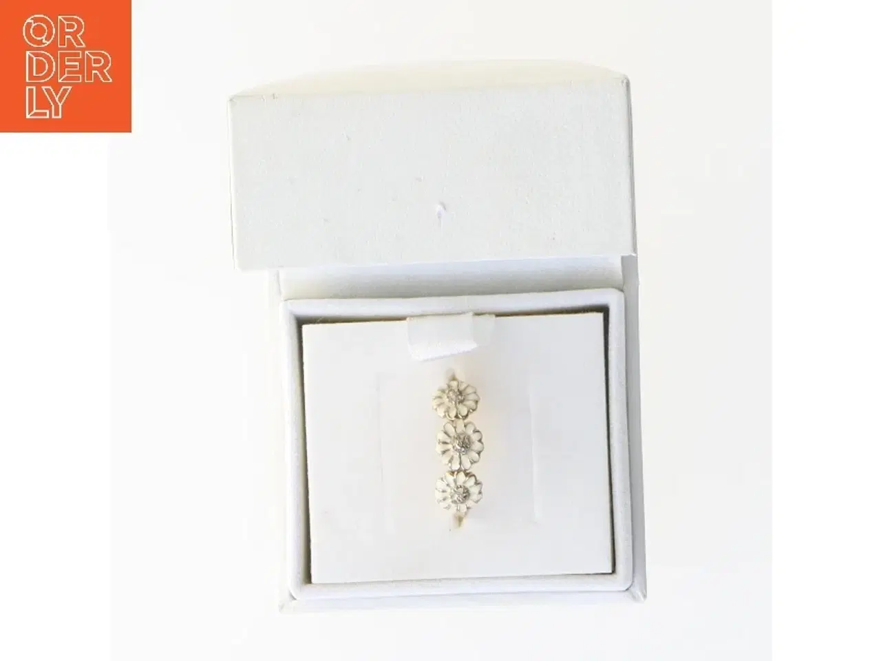 Billede 3 - Guldring med blomsterdesign fra Christina (str. 57 mm)