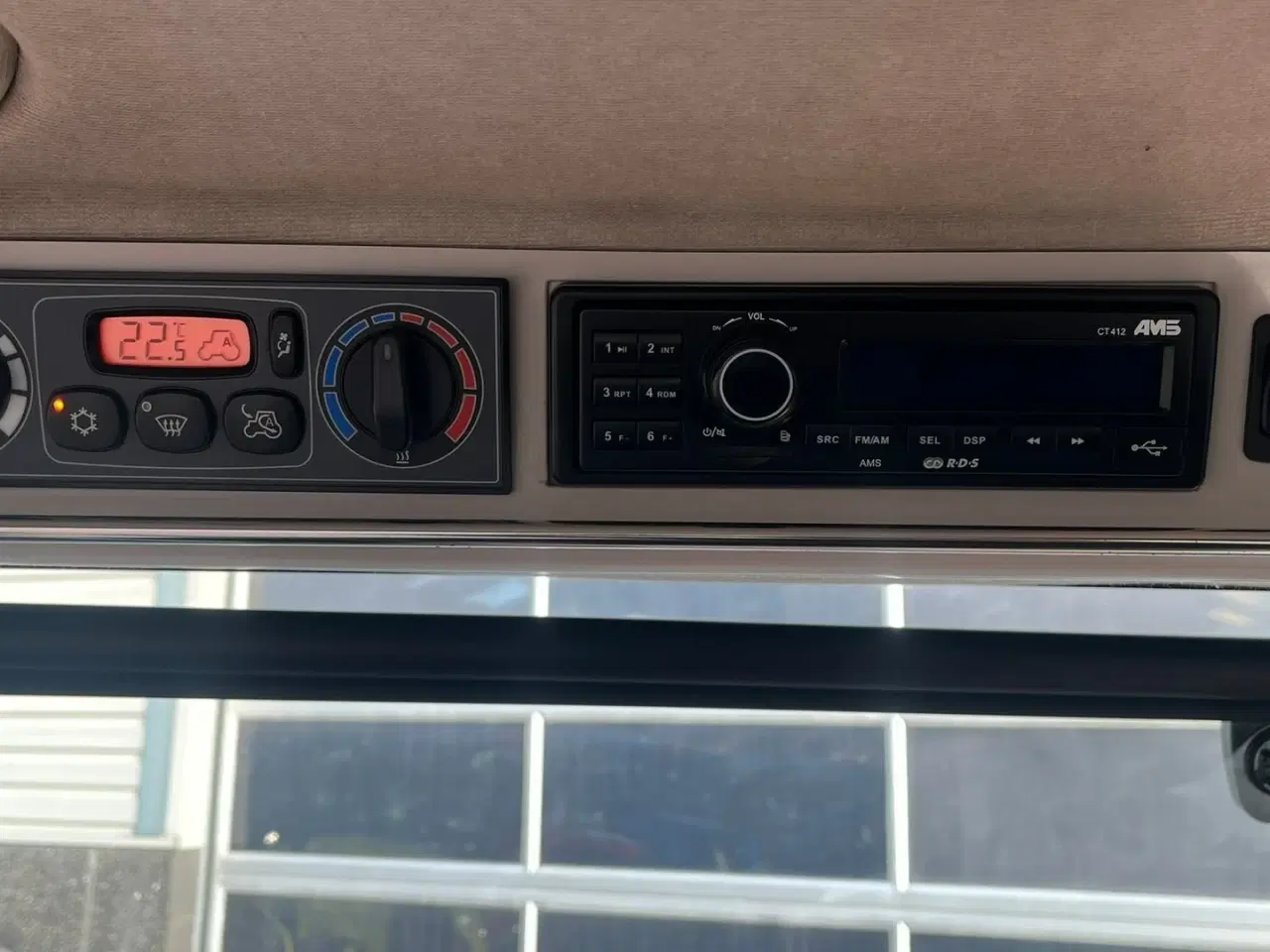 Billede 5 - Massey Ferguson 8730S Dyna VT Velholdt traktor