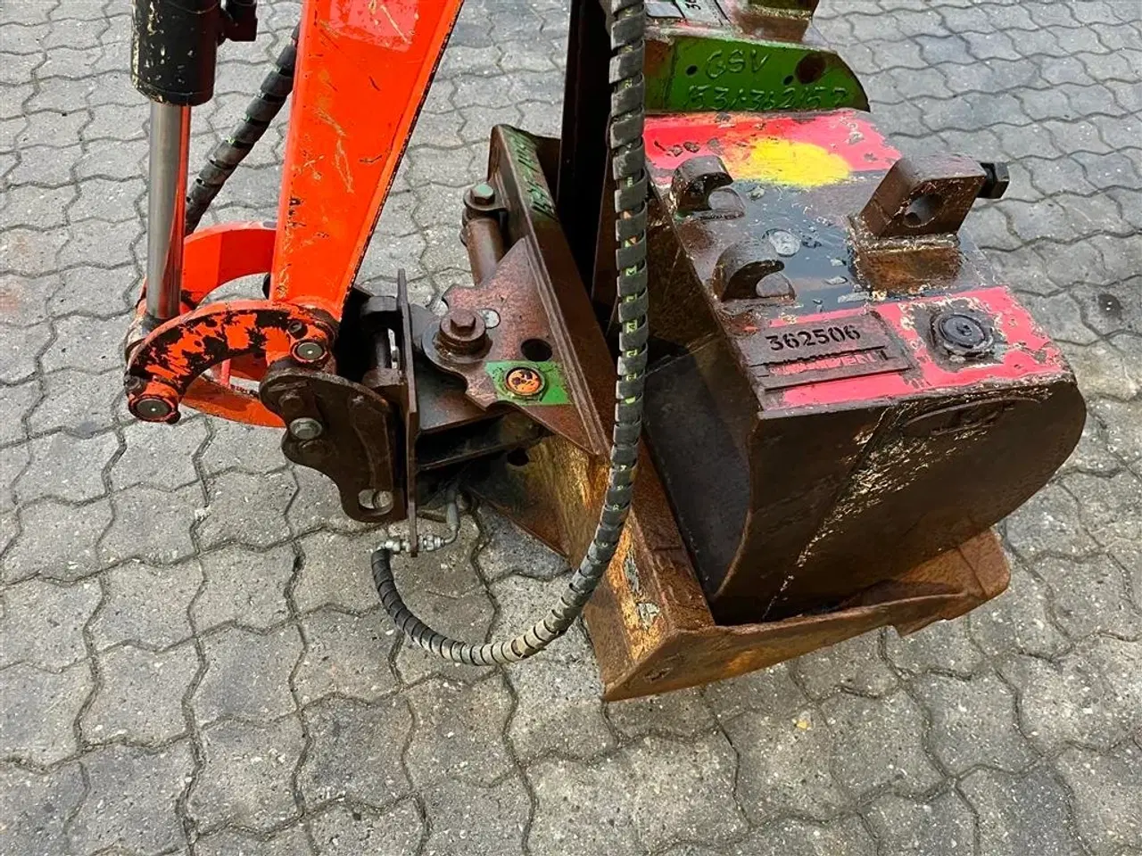 Billede 4 - Kubota U10-3 1100kg maskine med 3 skovle.