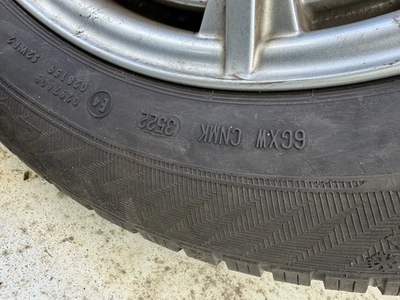 Billede 2 - 4Stk. Alufælge med vinterdæk 205 60 R16