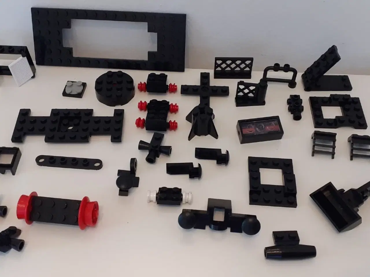 Billede 2 - LEGO 600 stk sorte div. klodser (Fra 70´er & 80´er