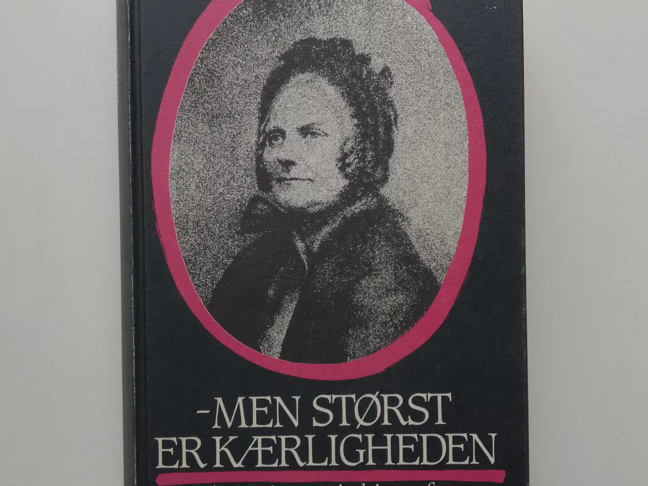 Billede 1 - Men størst er kærligheden