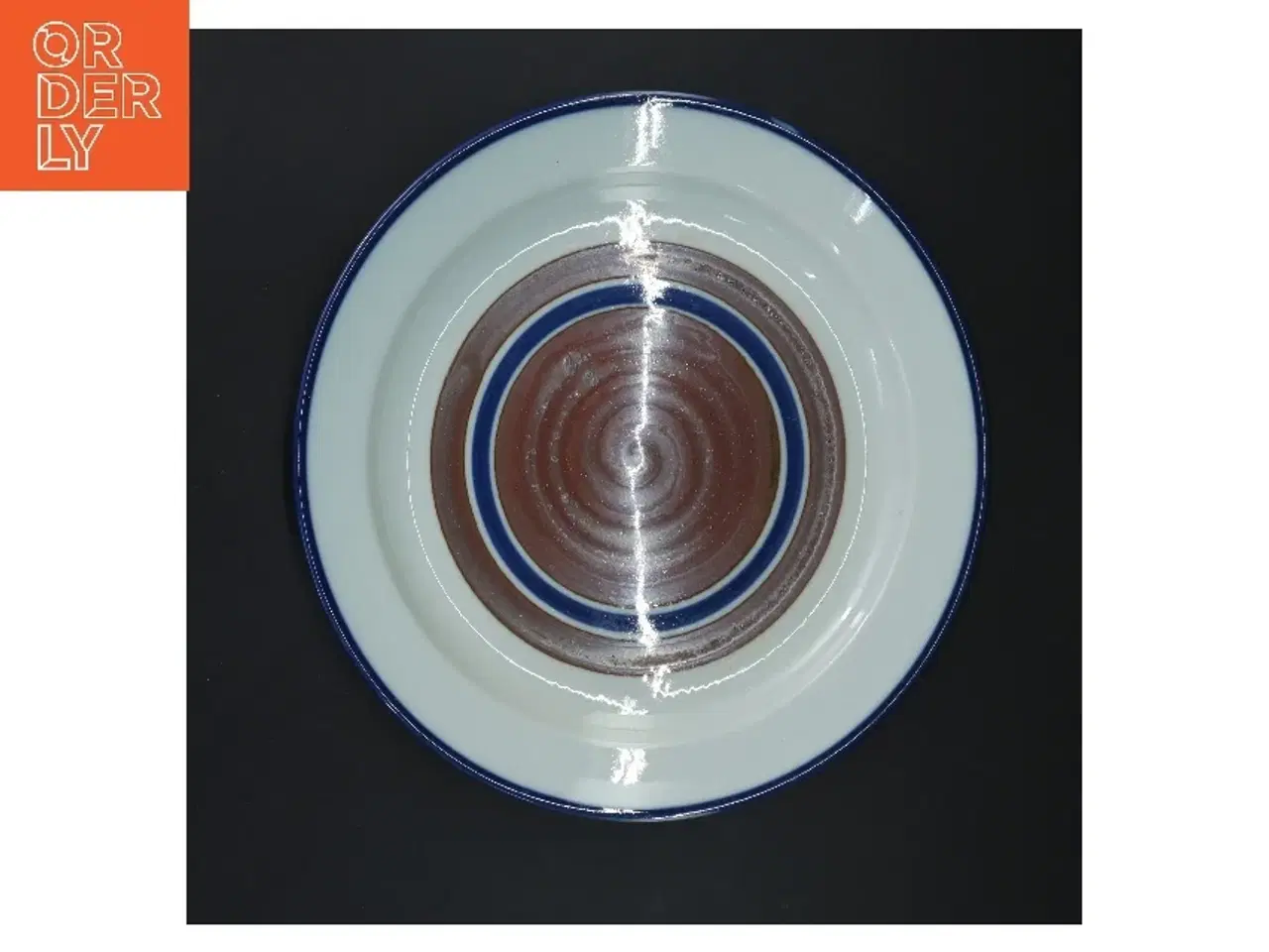 Billede 1 - Tallerken med blå kant fra Arabia Finland (str. Ø 26,5 cm)