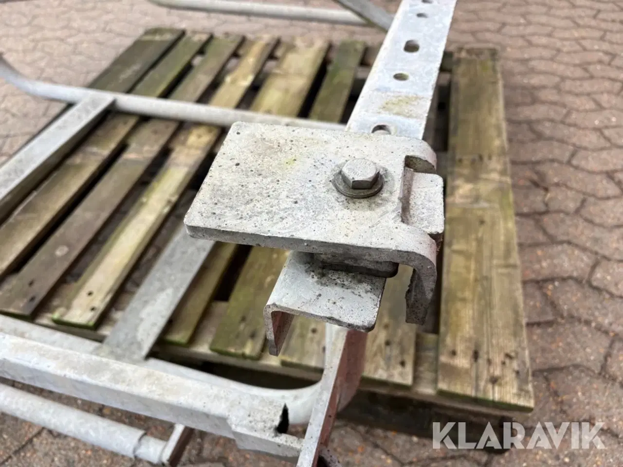 Billede 11 - Reservehjulophæng til under trailer - galvaniseret