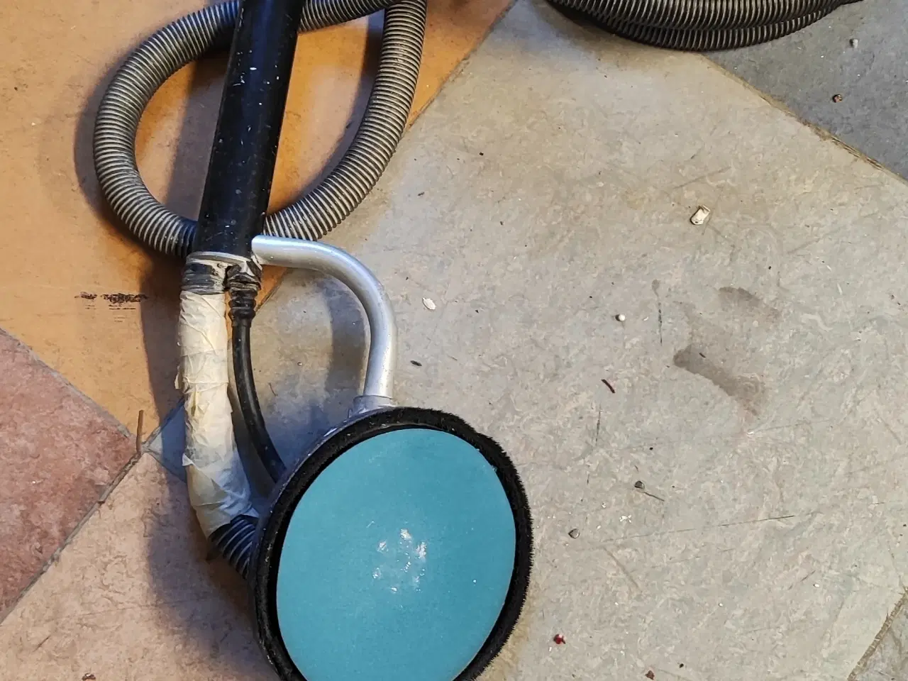 Billede 3 - girafsliber + støvsuger