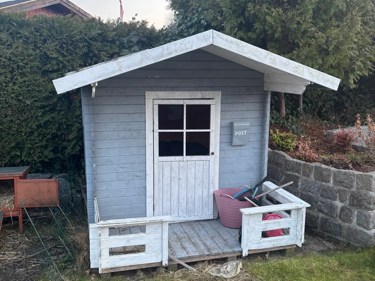 Billede 1 - Legehus gives væk