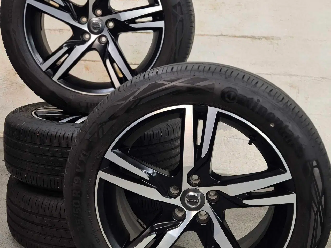 Billede 1 - VOLVO XC40 / XC60 / EX40 / C40 ORIGINAL ALUFÆLGE M