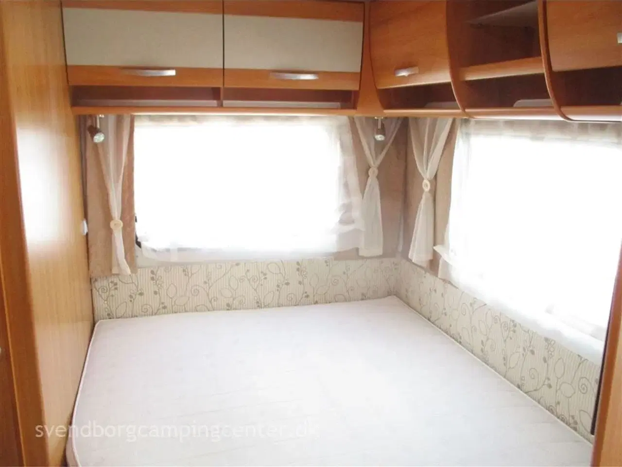 Billede 3 - 2009 - Hymer Eriba Nova 465 GL   Pæn og velholdt 1 ejers vogn
