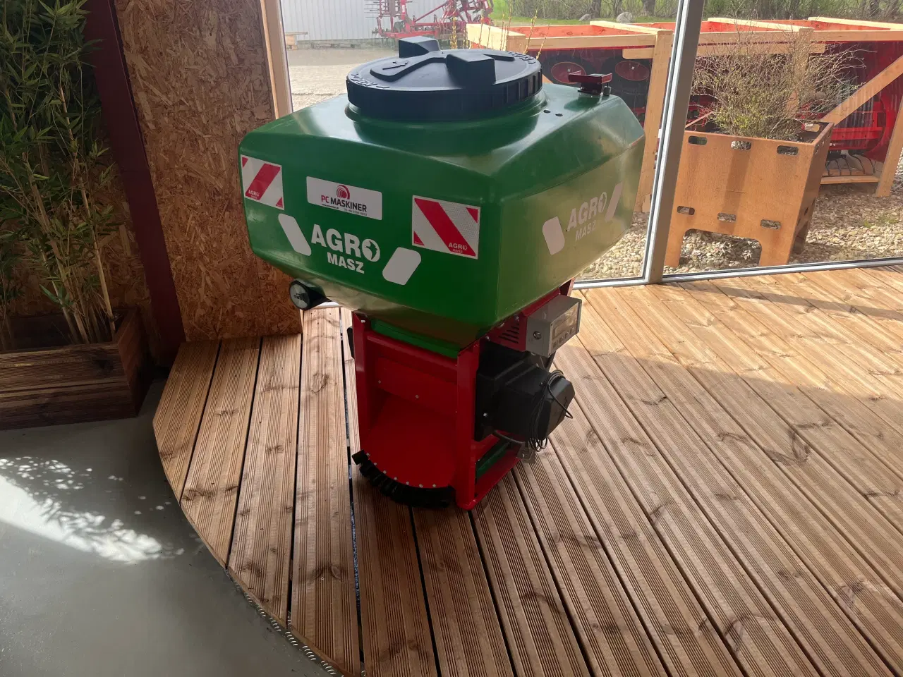 Billede 3 - Agro-Mazs SP 320 Elspreder 