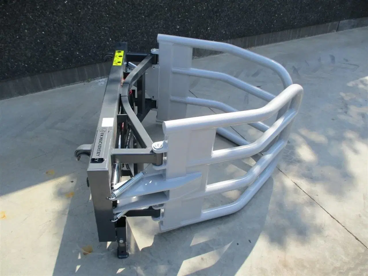 Billede 10 - Limas Balletang Balletang med EURO beslag på.