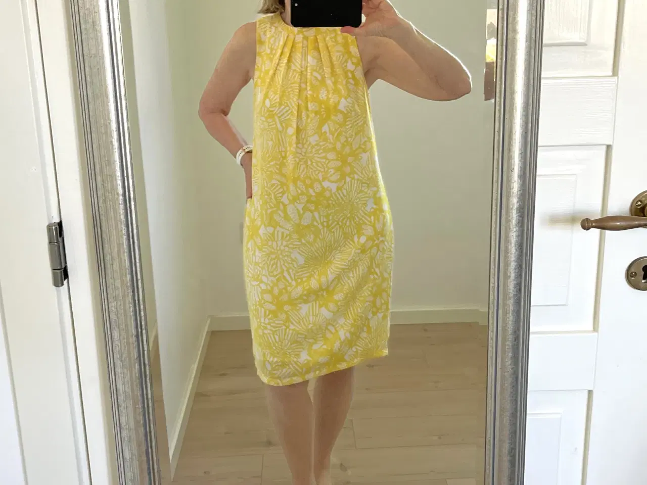 Billede 3 -  Anden kjole, Kjole, festkjole, H&M, Str 36 