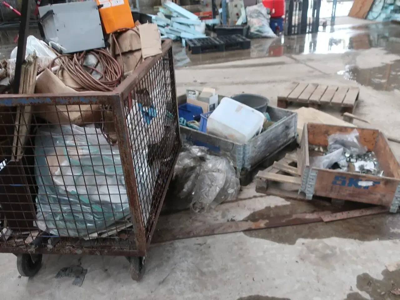 Billede 27 - Div. Paller, pallerammer, reservedele, varelager m.m.