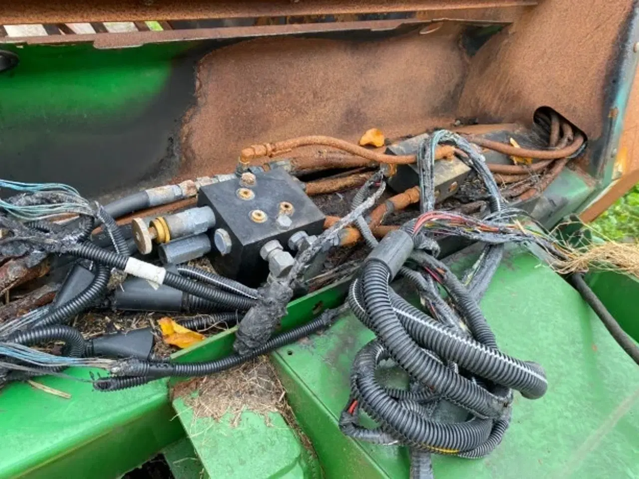 Billede 8 - John Deere 592 2,00M Maxicut Sælges i dele/For Parts