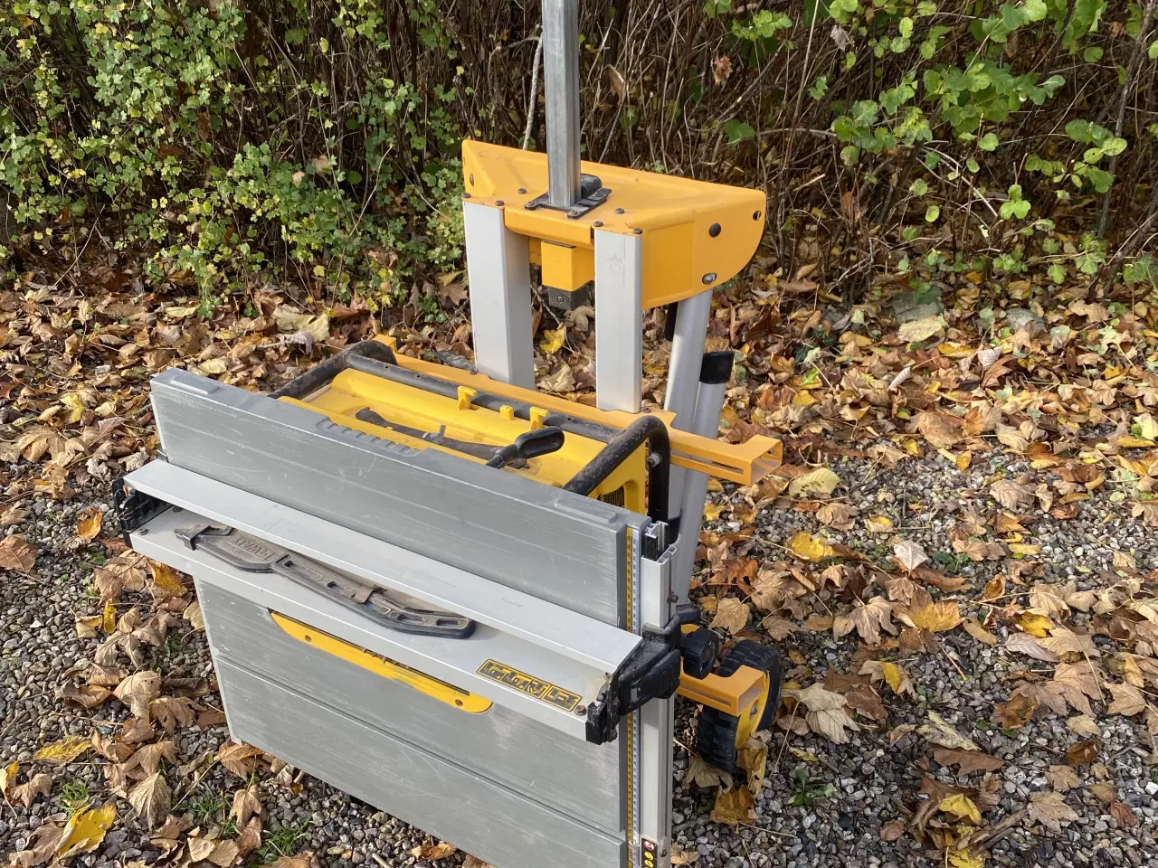 Billede 2 - Dewalt Bordrundsav