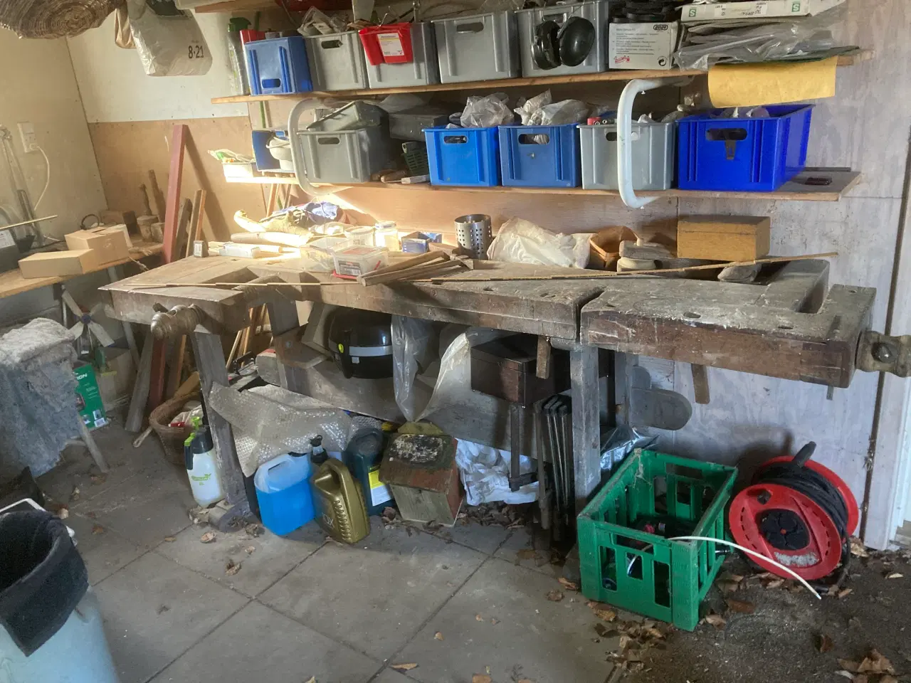 Billede 1 - Ældre høvlbænk.