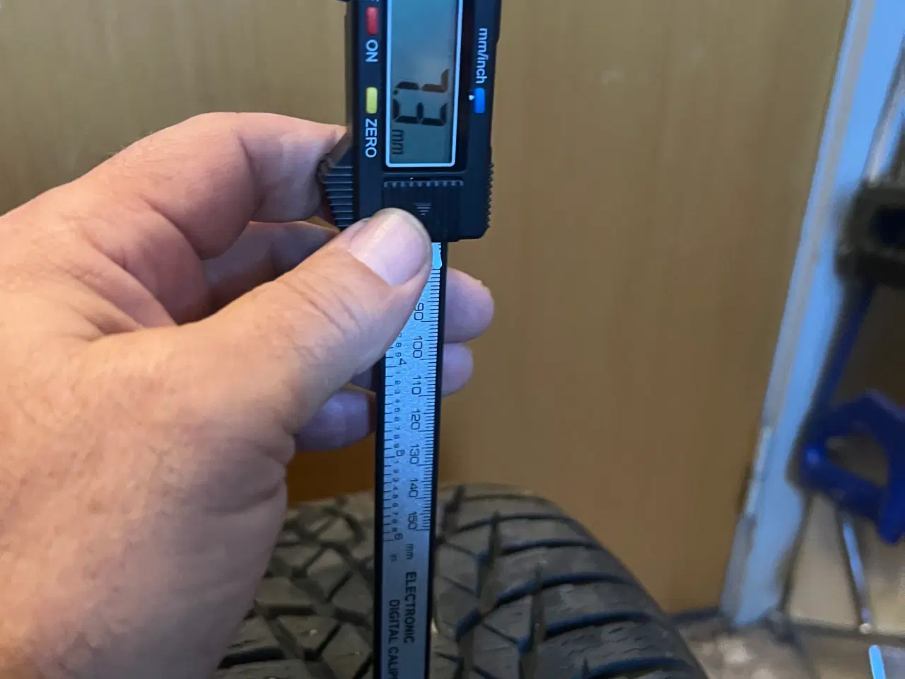 Billede 3 - To stk. Nokian Vinterdæk 205/55 R16